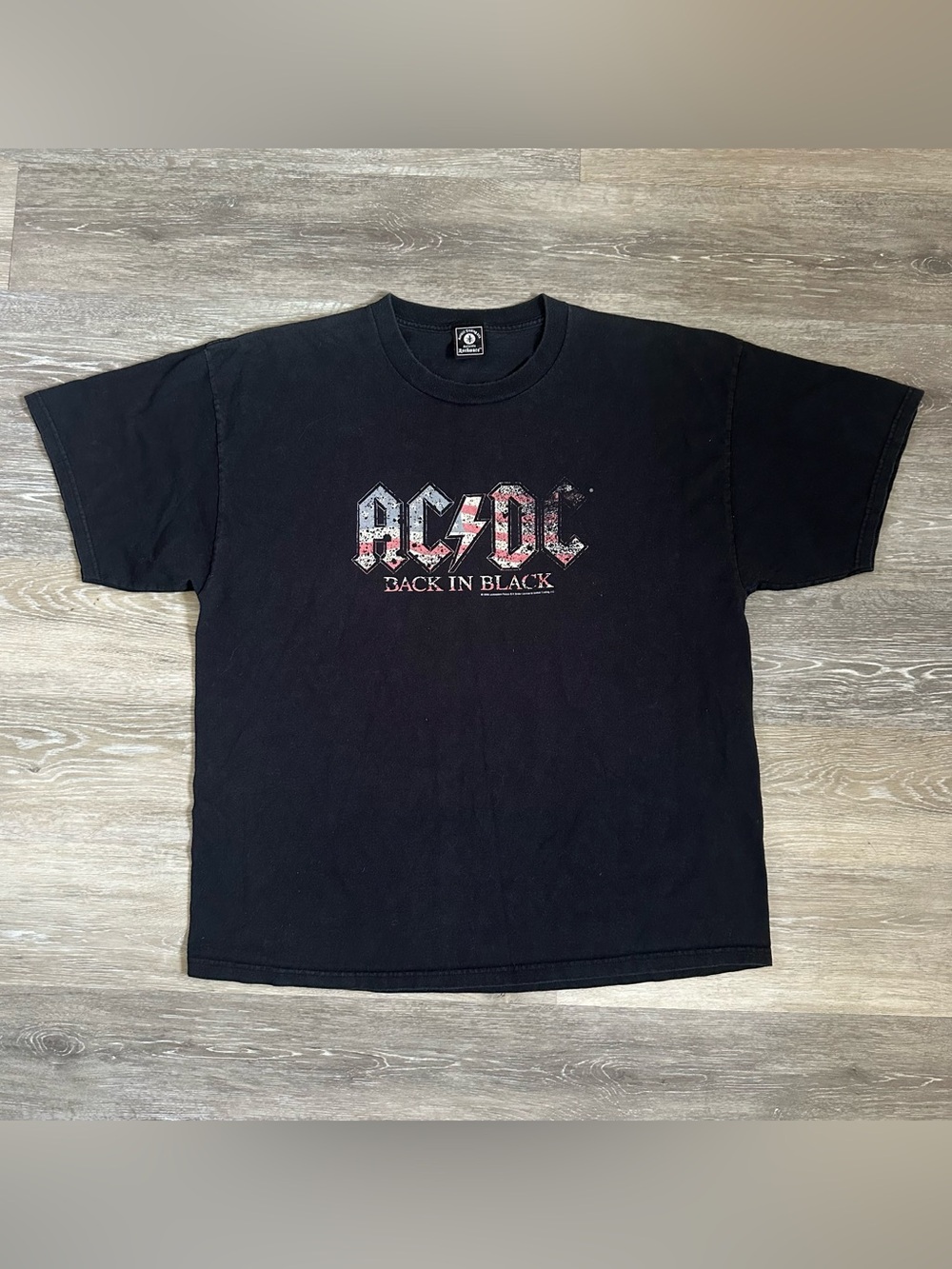 Men’s Y2K, 2005 AC/DC American flag logo back in black t-shirt Sz L